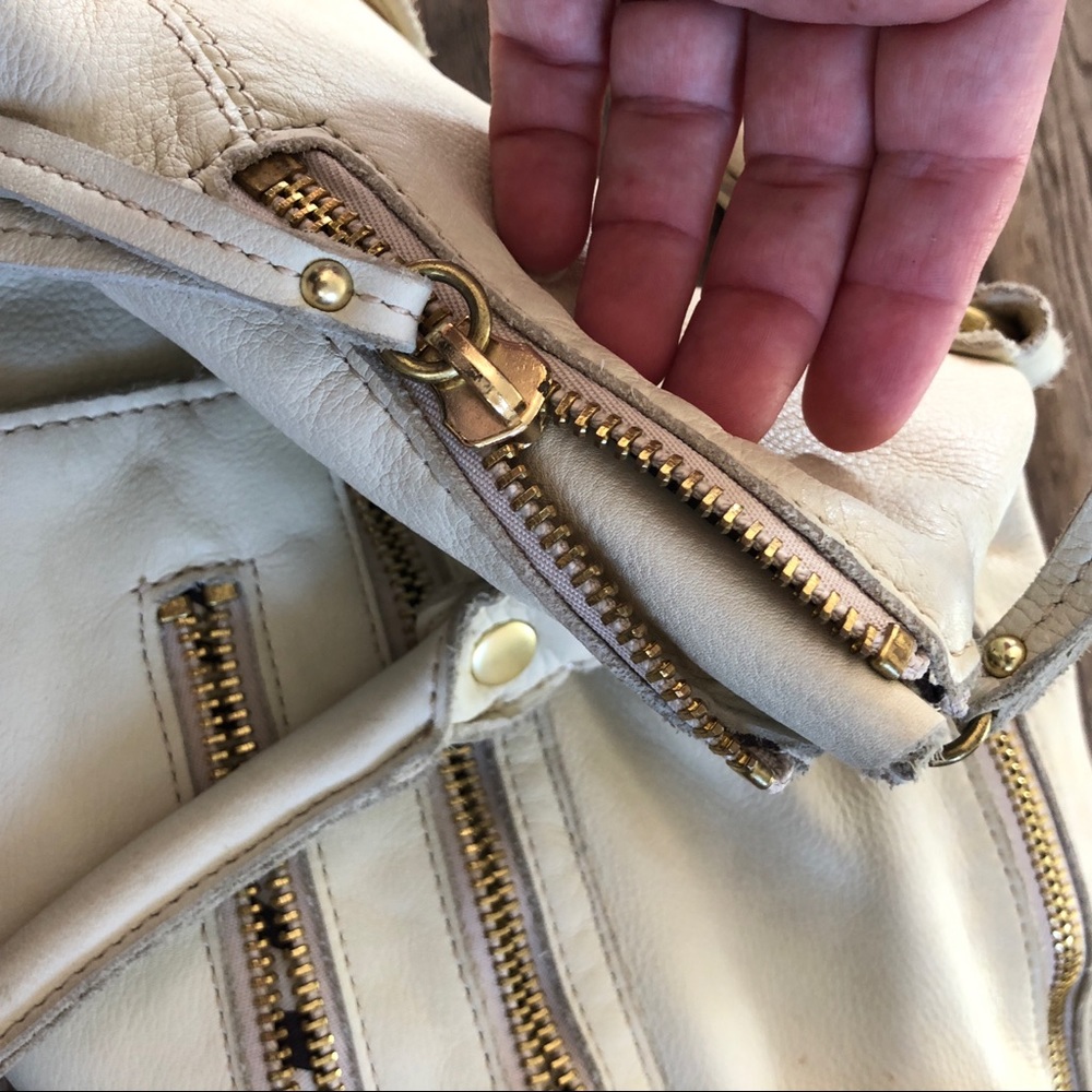 Linea Pelle cream designer soft leather bag - Picture 9 of 12